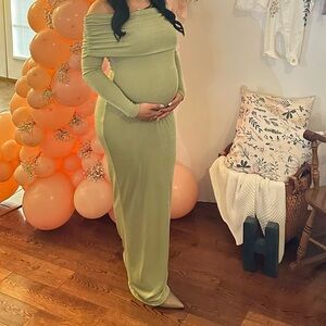 PrettyLittleThing Bodycon Maxi Dress Off-Shoulder Sleeves Light Sage Green